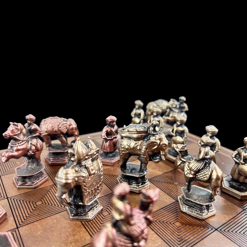 Death Rider Chess Set Exquisite Metal Indian Personalized Chess Set With Chess Board ...