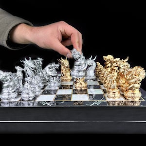 Dragon Chess Set with Marble-look Board: PLA Material, Custom Names Available