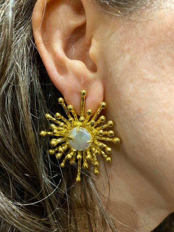Celestial Fresh Water Pearl Earring - Bronze Gold Star Earring - Elegant Plated Jewelry