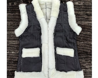 Women's Winter Leather Vest With Fur Inside, Black Leather Vest With Lamb Fur, Women's Furry Winter Leather Vest, Women Shearling Waistcoat