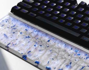 Blue Effect Resin Wrist Rest:Artisan Keyboard (14.17 inch)
