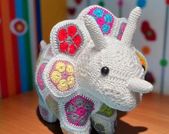 TRICERATOPS colorful