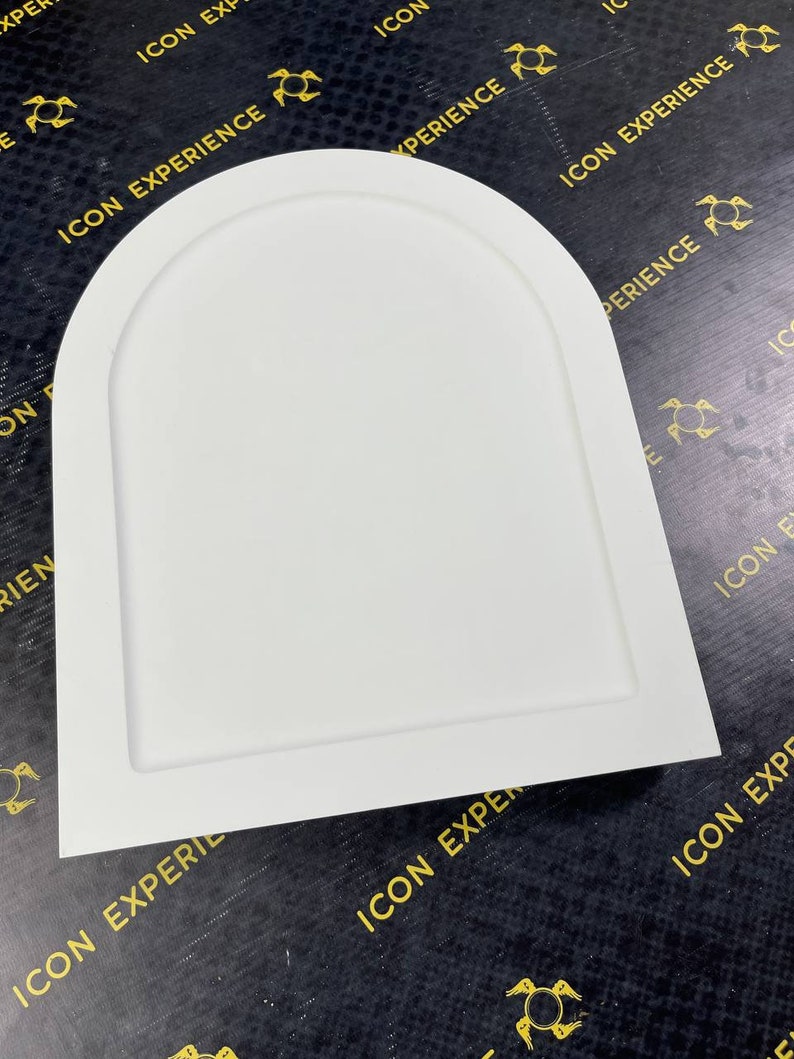 Gessoed Icon Board With a Round Raised Top Border 30х25cm 11.81 X 9.84