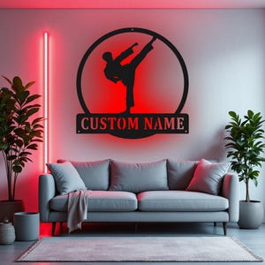 Aangepaste karate metalen muurkunst met led-verlichting, gepersonaliseerde karate decoratie naambord speler naam voor kamer, karate metalen led-decor, karate