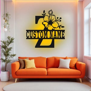 Arte de pared de metal con alfabeto floral personalizado Z con luz LED, letrero con nombre de familia y alfabeto personalizado para decoración de habitación, decoración LED de metal con apellido