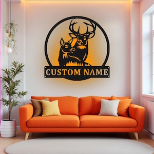 Kundenspezifisches Rotwild-Paar-Metallwand-Kunst mit LED-Licht, personifizierte Rotwild-Jäger-Namensschild-Dekoration für Raum, Rotwild, die Metall-LED-Dekor jagen