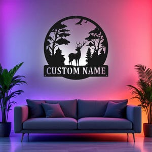 Benutzerdefinierte Deer Wildlife Metall Wandkunst mit LED-Licht, personalisierte Deer Hunter Name Zeichen Dekoration für Raum, Deer Metall LED-Dekor, Deer Zeichen