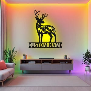 Benutzerdefinierte Mountain Deer Metallwandkunst mit LED-Licht, personalisierte Deer Hunter Name Zeichen Dekoration für Zimmer, Mountain Deer Metall LED-Dekor