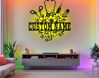 Moldura floral personalizada para enfermeira, arte de parede de metal com luz LED, placa de nome de enfermeira personalizada para decoração de quarto, decoração de metal com LED para enfermeira, enfermeira personalizada