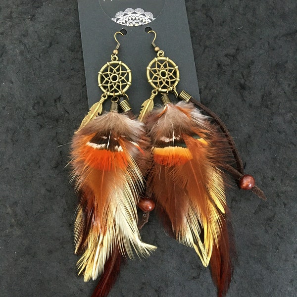 Ethnic earrings, natural feathers, dream catcher, native, Native American, brown beige bohemian feather jewelry