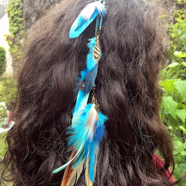 Clip pour cheveux en plumes bleues, plumes naturelles, perles, coeur, bijoux pour cheveux en plumes, accessoire cheveux bohème boho hippie