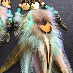 Boucles d'oreilles plumes naturelles, plumes vert menthe, perles, boucles d'oreilles longues ethnique, bohème, boho, gipsy, bohemian, hippie image 5