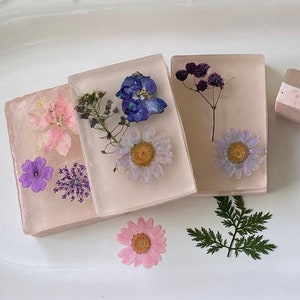 Pressed Flower Soap, Flower Soap, Floral Soap, Gift Soap, Handmade Soap, Bridesmaid Gifts, Bridal Shower Gift, Baby Shower Gift image 1
