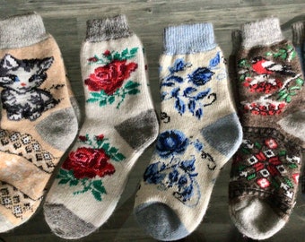 Warme Socken, 100% ökologische Ziegenwolle mit Muster/Warm socks, ecological goat's wool with a pattern
