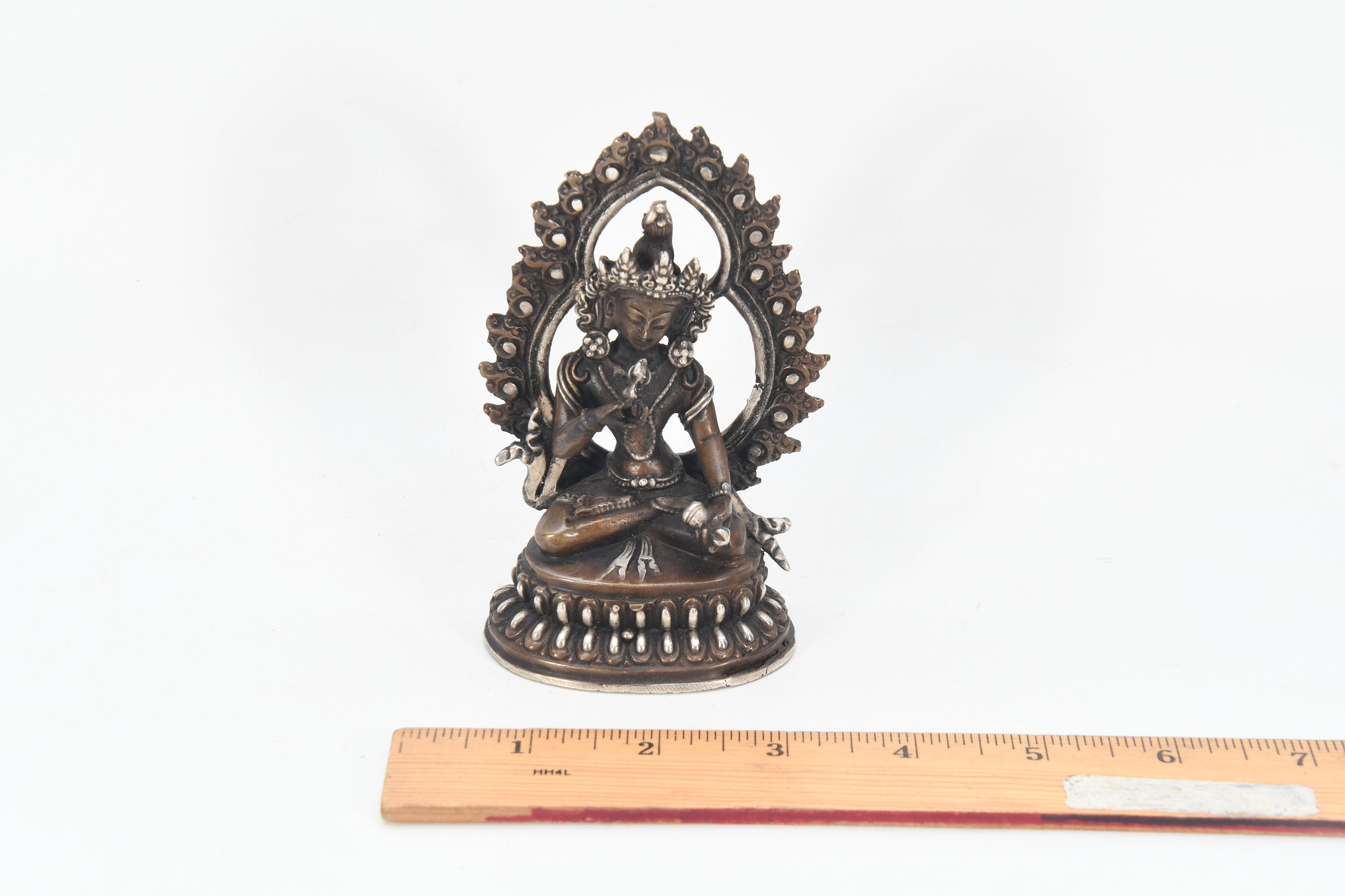 60%オフ!!ヴィンテージ銅製金剛薩埵像：神聖な仏教・チベット伝統の