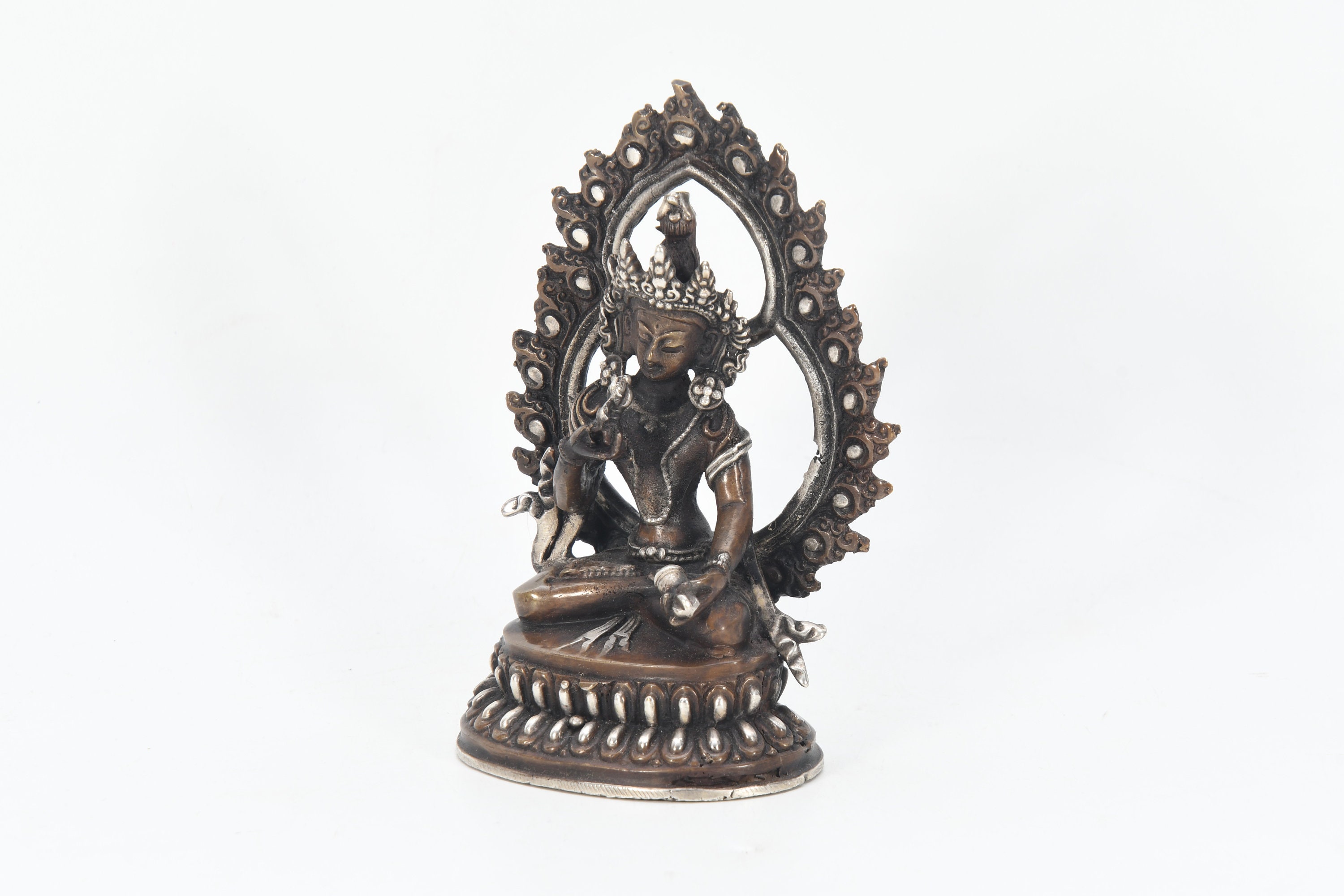 60%オフ!!ヴィンテージ銅製金剛薩埵像：神聖な仏教・チベット伝統の