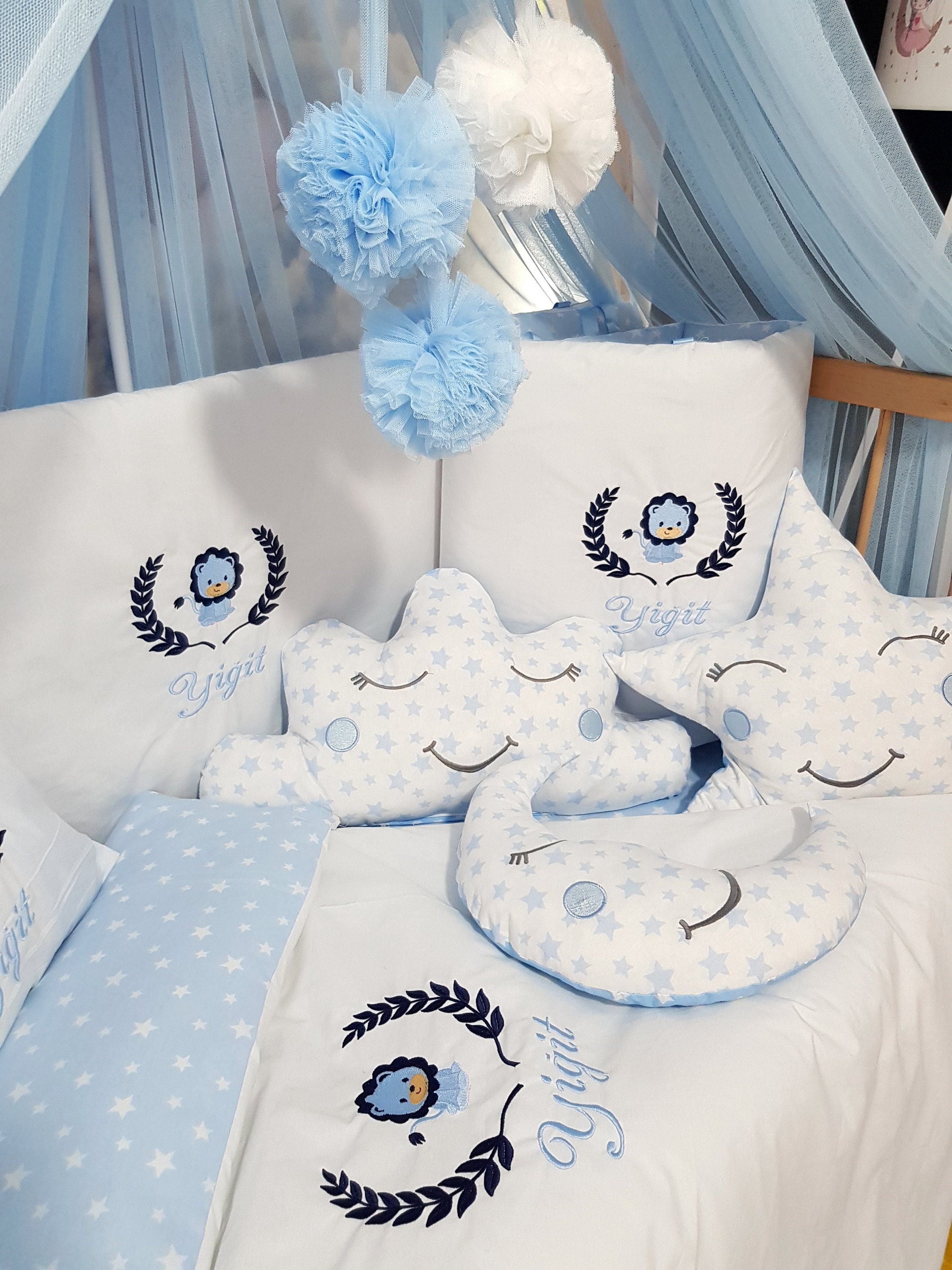 Nala crib best sale bedding