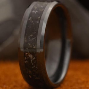 Megalodon Tooth - Shark Ring, Fossil Ancient Mens Wedding Band - Black Ceramic image 1
