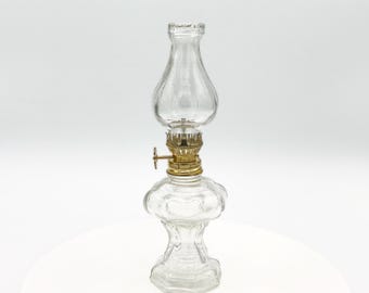 6.75-Inch Mini Vintage Glass Oil Lamp - Antique-Style Home Decor