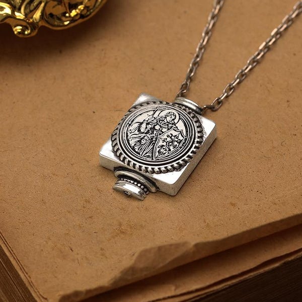 Saint Joan of Arc 925 Sterling Silver Pendant - Religious Necklace