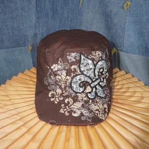 2000s Y2K Goth fleur de lis messenger cadet military newsboy baker boy cap hat Y2k cadet hat - Gem main image 3