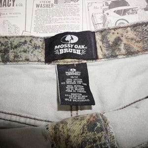 38 - Vintage Y2K real tree camo hunting mossy oak 00s pants image 3