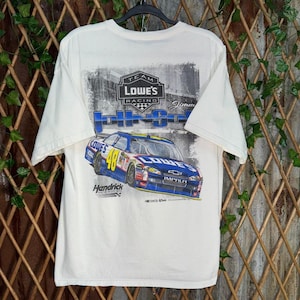 Vintage y2k jimmie johnson nascar racing lowes 2000s t-shirt