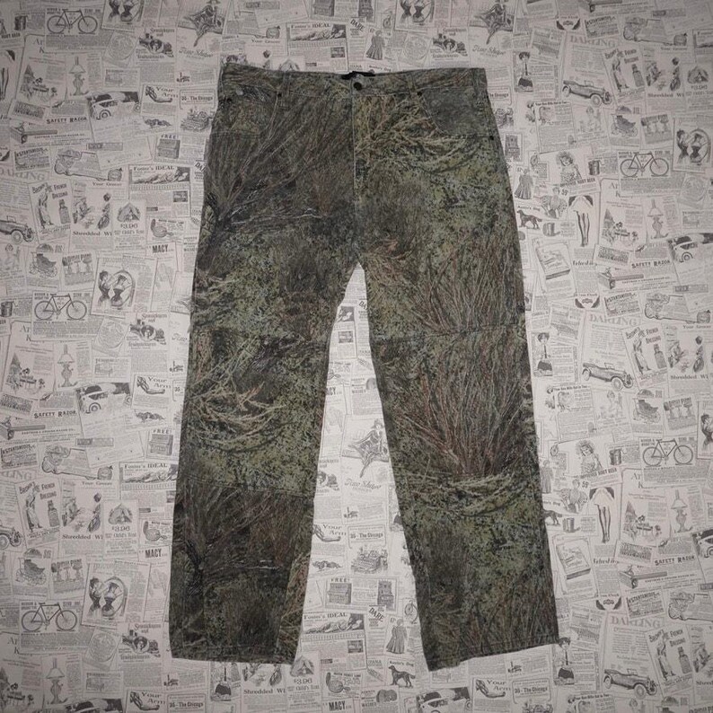 38 - Vintage Y2K real tree camo hunting mossy oak 00s pants image 2