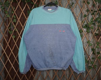 medium - Vintage Y2K Island Force embroider essential tone