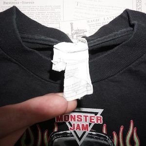 Small-Vintage Y2K monster jam flame grave digger 00s t-shirt image 3