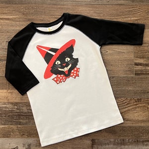 Cute Vintage Retro Girl Blouse/Kids Toddler Shirt Top/Black Cat Witch Hat Halloween Candy/Vintage Photo Shoot/Raglan Tee Shirt