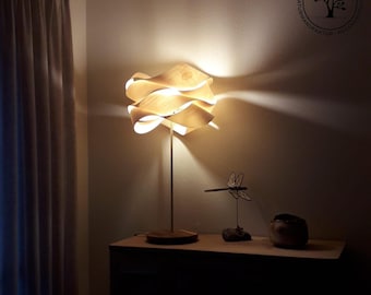 Yaeko houten lamp gemaakt van esdoorn en eiken vloerlamp