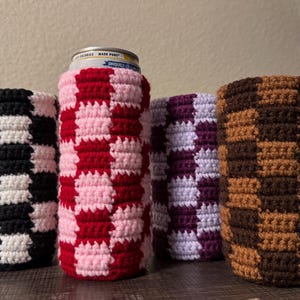 Checkered Can Coozie - Crochet