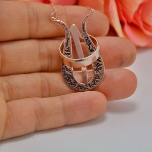 Tulip Ring Holder Necklace, Wedding Gift to Wife, Rose Gold Custom Necklace for the Carry Ring, Silver Necklace with Wedding Ring