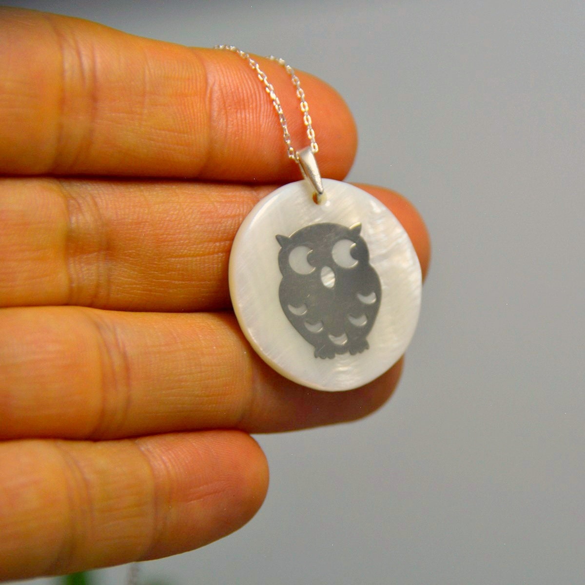 Owl Wise Bird White Seashell Gemstone Silver Necklace, Luck jewelry, Wisdom Symbol talisman