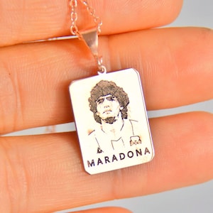 Diego MARADONA Portrait Silver Unisex Necklace, Birthday Gift to Maradona Lover, Football Player Jewelry, Soccer Player Man Necklace Present