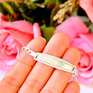 SILVER Custom NAME BRACELET, Birthday Personazlied gift to Kids, Name Plate Unisex Child Bracelet, Girl Name Engraved, Customized Name Cuff
