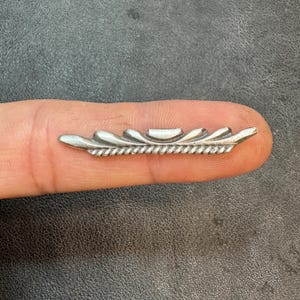 Fundición de adorno occidental 003. Plata de ley.
