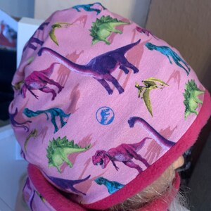 Mädchen Dinosaurier Mütze mit Loop Bild 2