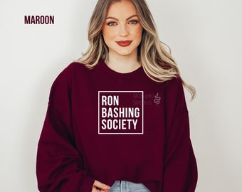 Sweat-shirt ras du cou Ron Bashing Society | Fanfiction Dramione | Romione | Nox et Nimbus | Fandom | Sorcellerie | Fanfic | AO3 | Wattpad