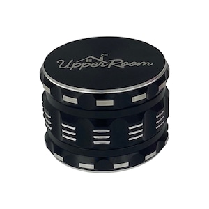 4 piece Aluminum Grinder 2.5&quot;, Large Premium Herb Spice Grinder with Pollen Catcher & Scraper, Sharp Teeth, Magnetic Lid, Gift for Men Women