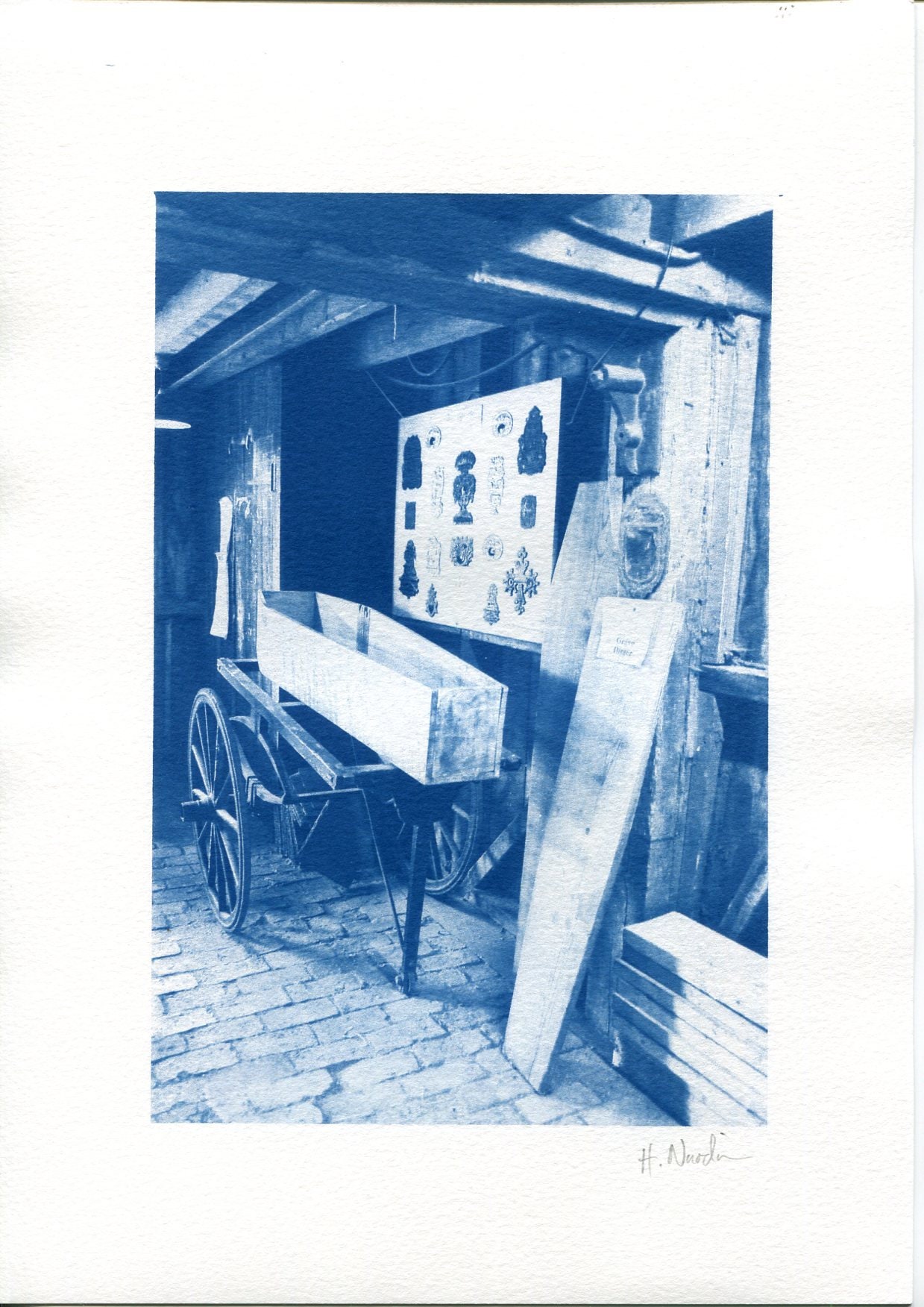 Impression Cyanotype d'un Atelier de Fabricant Cercueils, à Partir d'une Photographie Originale. Art