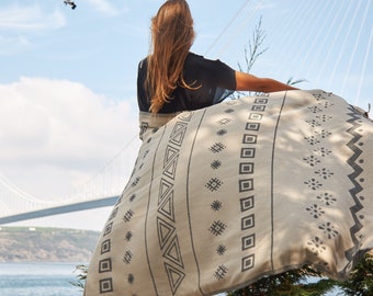 Mystique XL Towel Throw Turkish Blanket, Black Throw, TV Blanket, Home & Living, Bedding, Sofa Throw, Extra Large Beach Towel, Boho Design