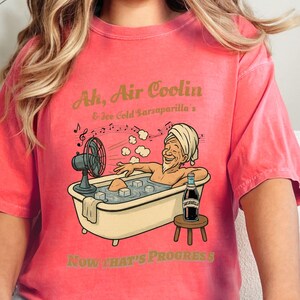Carousel of Progress Comfort Colors Tee, Retro Disney Park Shirt Bild 14