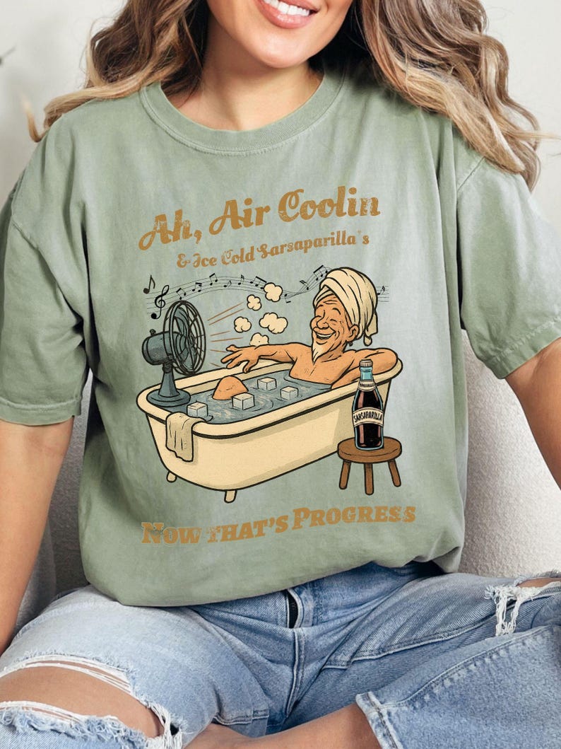 Carousel of Progress Comfort Colors Tee, Retro Disney Park Shirt Bild 6