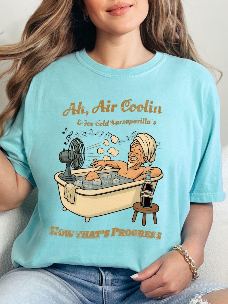 Carousel of Progress Comfort Colors Tee, Retro Disney Park Shirt Bild 3