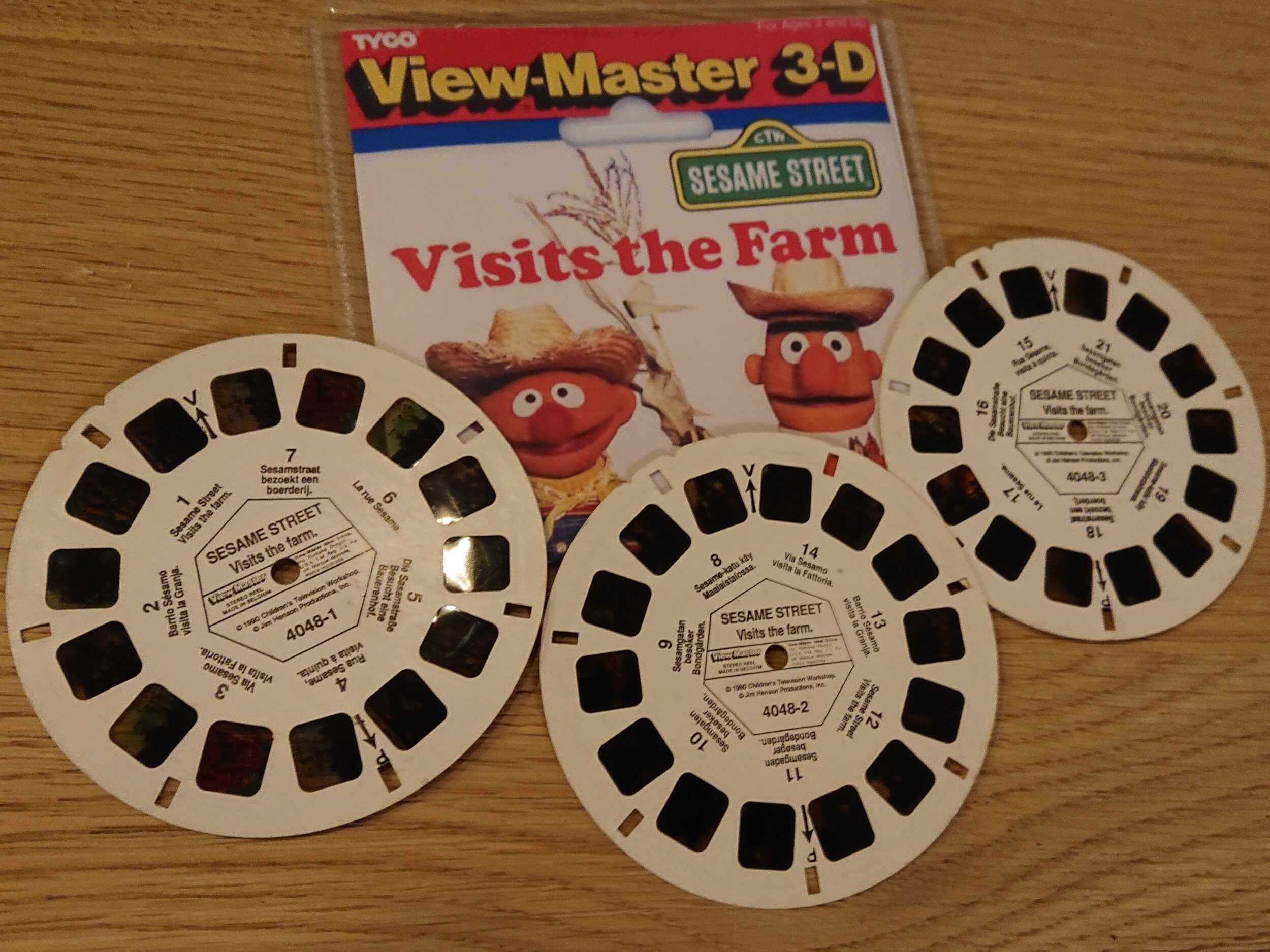 Sesame Street Visits the Farm ViewMaster 3 Reel Set 21 3d images 