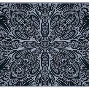 Könnte beinhalten: Ein kompliziertes Mandala-Design in Schwarzweiß auf grauem Hintergrund. Das Design zeigt ein sich wiederholendes Muster aus geschwungenen Linien und Formen.