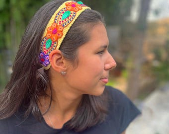 Set of 3 Peruvian Headbands With Hand Embroidery and  display picture 2