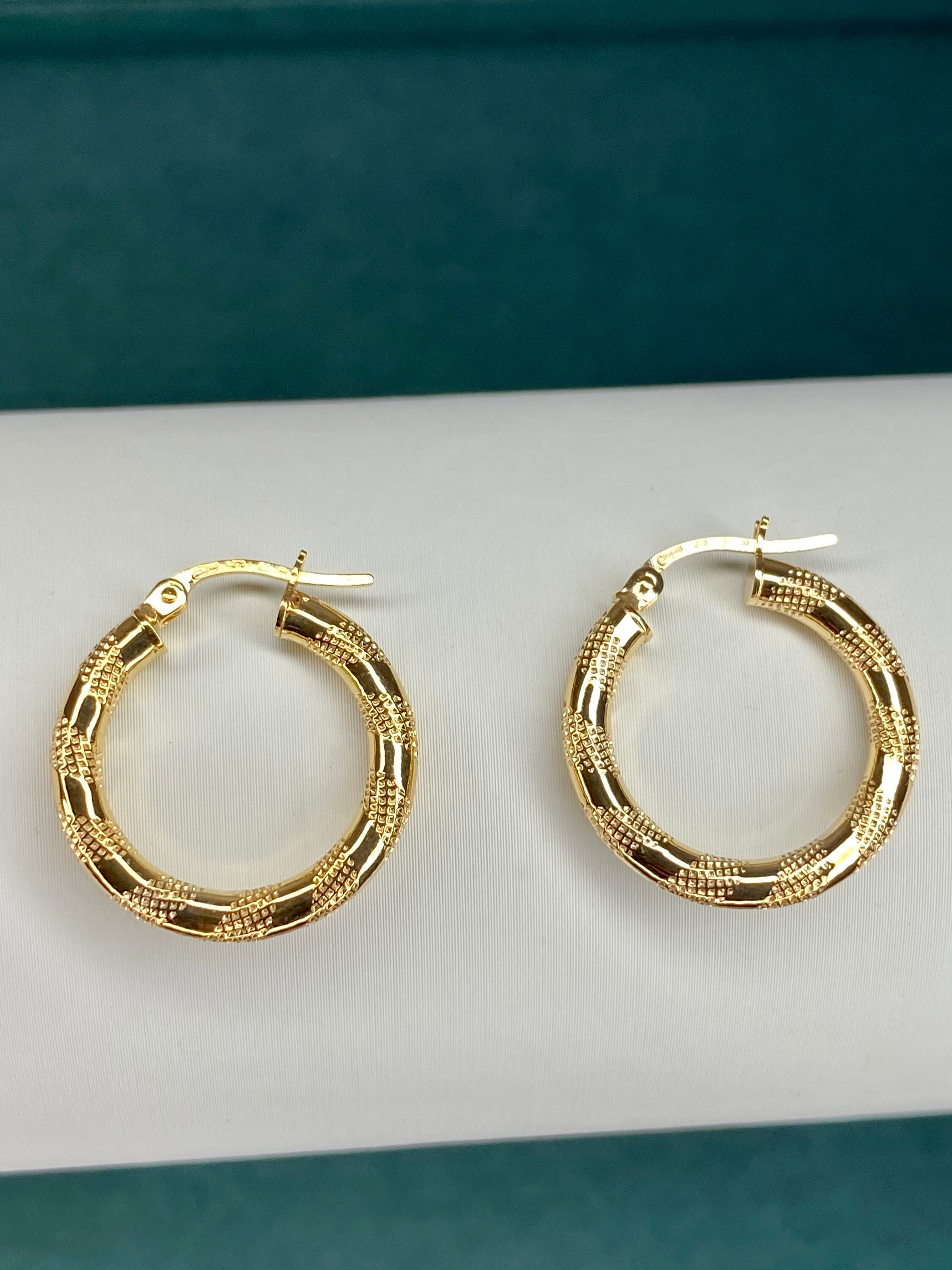 9ct solid Gold Expandable Baby Bangle Diamond Cut Jewellery Earrings Hoop Earrings 